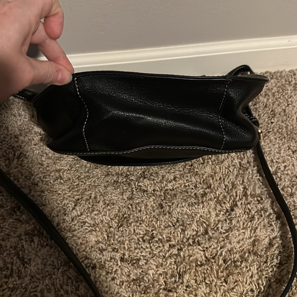 Elizabeth And James Vegan Leather Cross Body Bag Purse Black Magnetic Closure - Picture 4 of 6